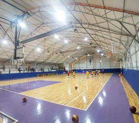 /gyms/basketball-courts